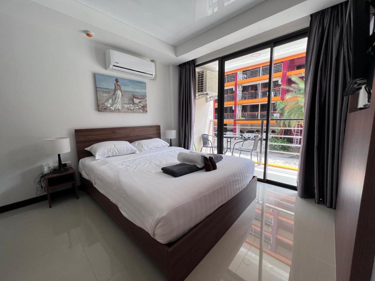 Nai Harn Naiharn Pearl Condo Hotel By Villacarte חדר תמונה