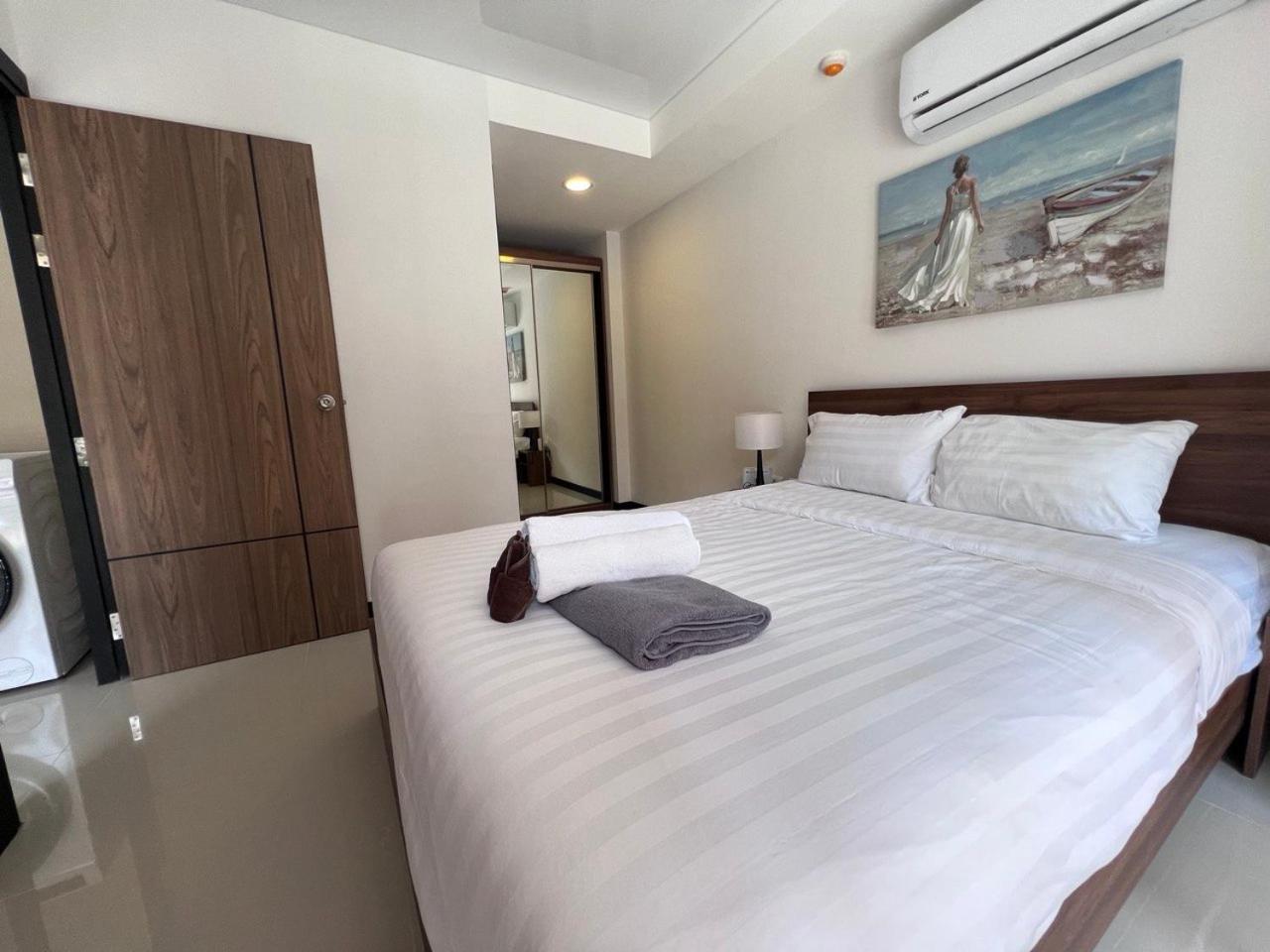 Nai Harn Naiharn Pearl Condo Hotel By Villacarte חדר תמונה