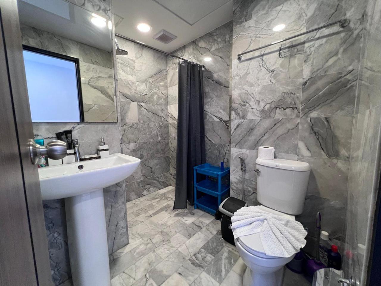 Nai Harn Naiharn Pearl Condo Hotel By Villacarte חדר תמונה