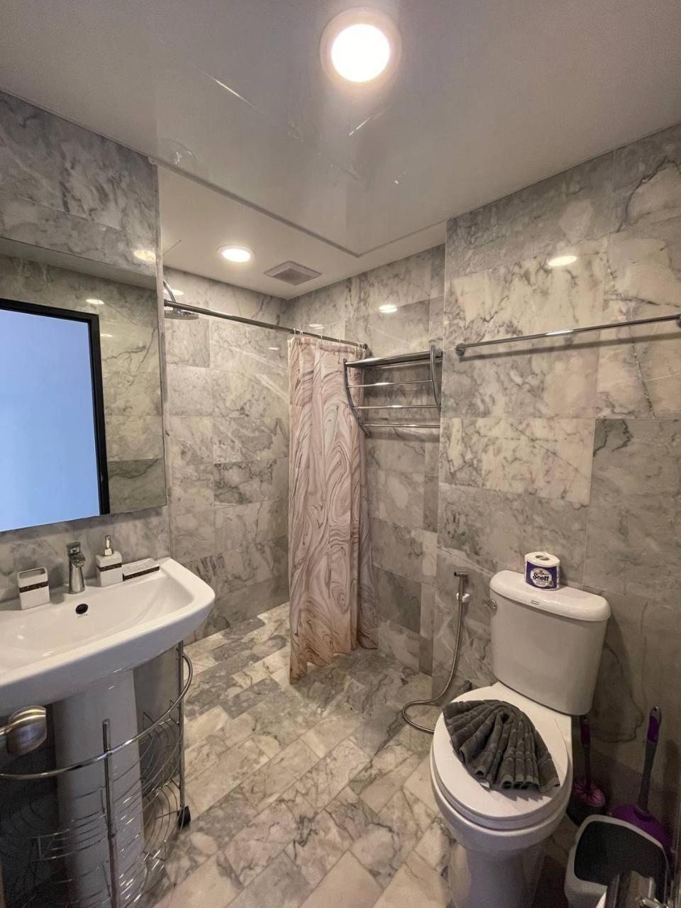 Nai Harn Naiharn Pearl Condo Hotel By Villacarte חדר תמונה