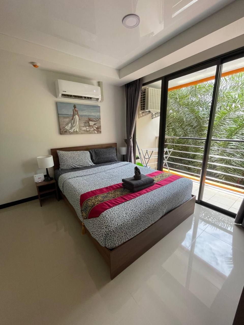 Nai Harn Naiharn Pearl Condo Hotel By Villacarte חדר תמונה