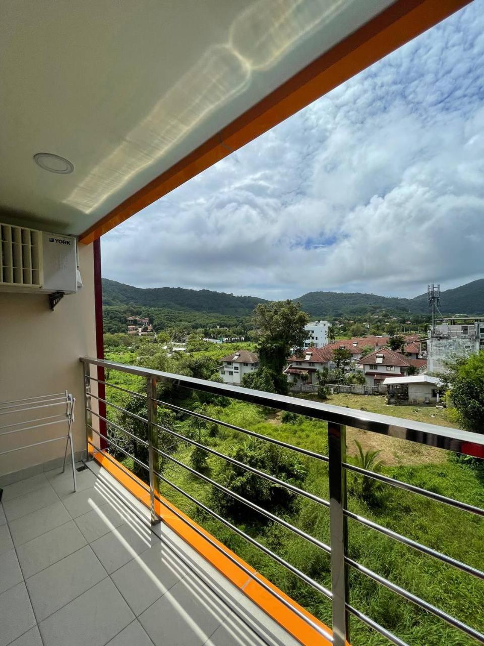 Nai Harn Naiharn Pearl Condo Hotel By Villacarte חדר תמונה